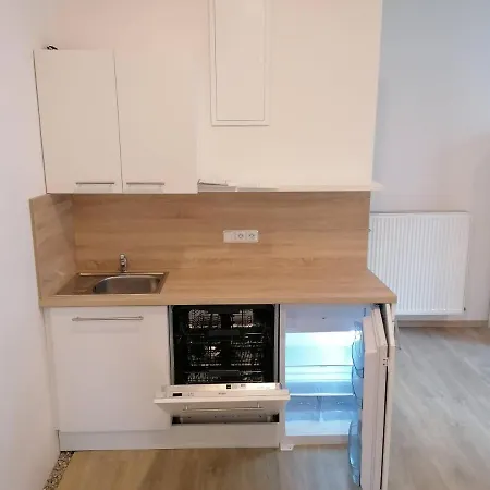 Samostatný Prostor V Porubě Apartmán
